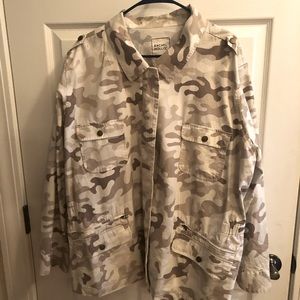Camouflage lightweight jacket 3xl